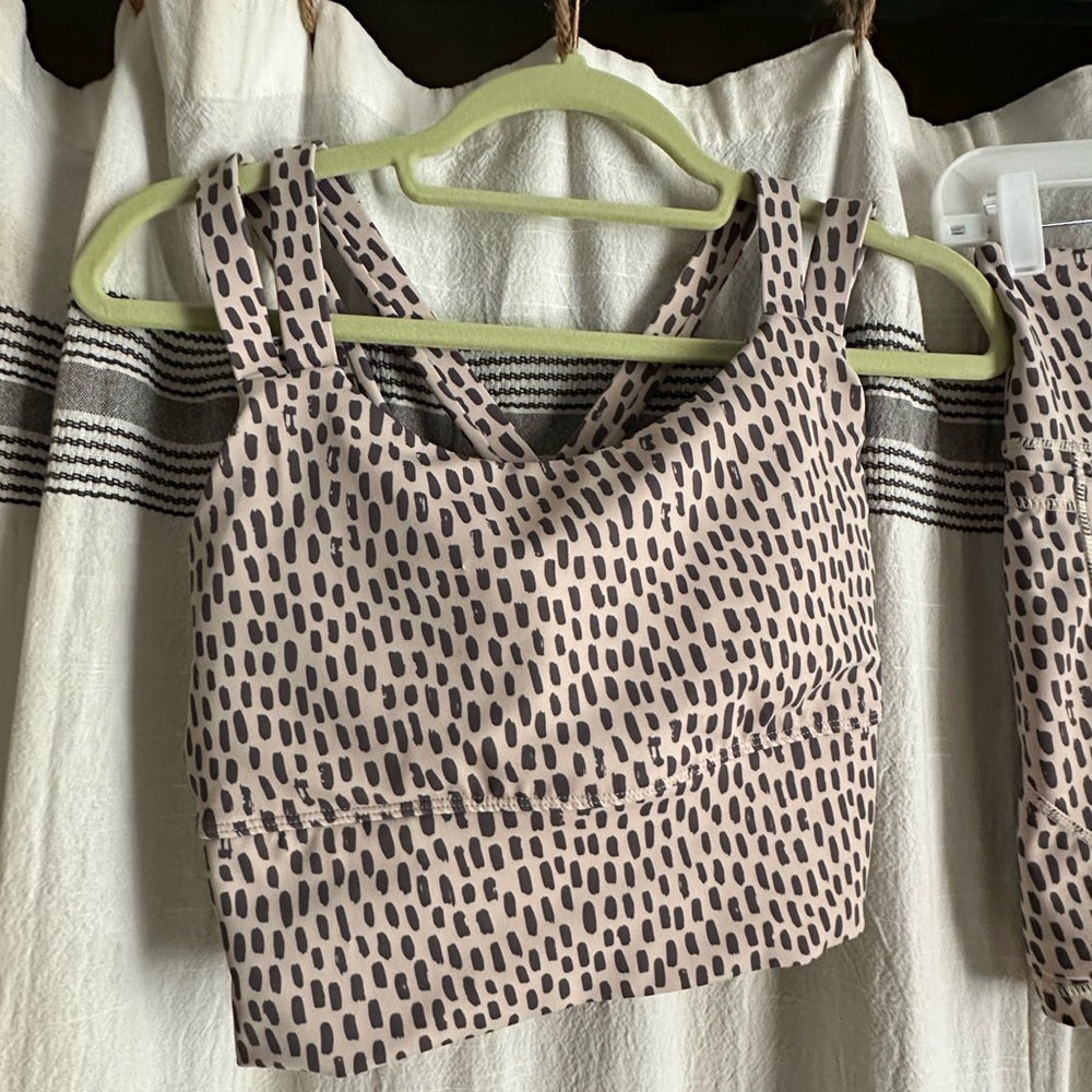 Senita Athletics Black and Cream Animal Print Set - Picture 5 of 8